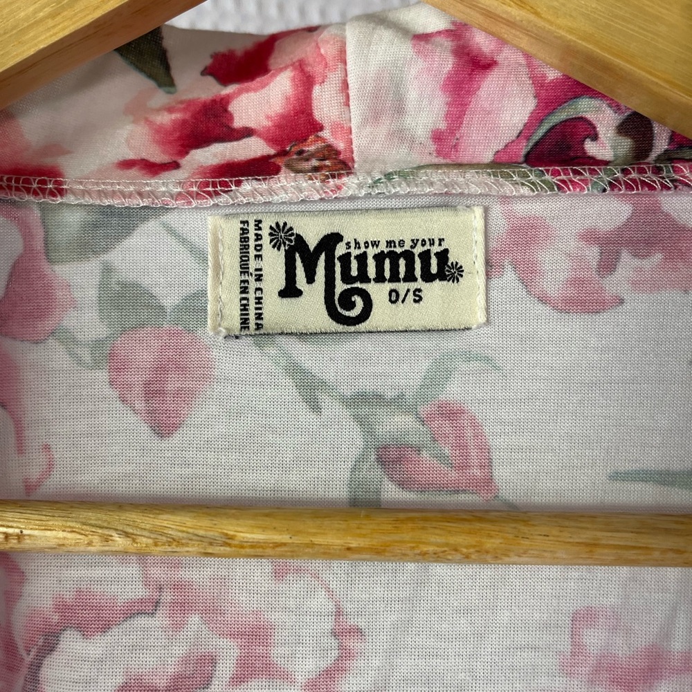 Show Me Your MuMu Brie Robe, one size floral robe for home or pool/beach - Picture 15 of 16